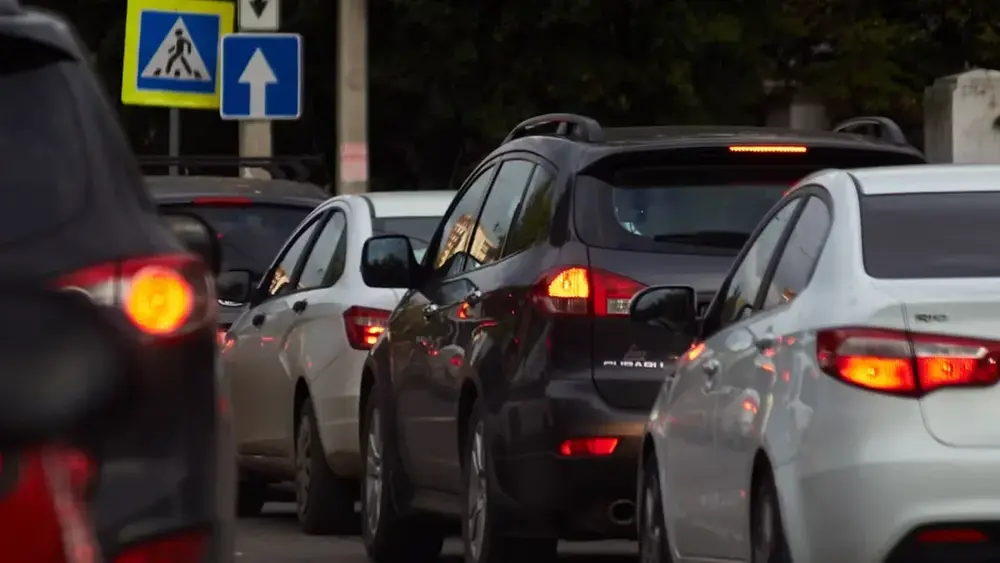 3 lanternas de carro baratas no Magalu