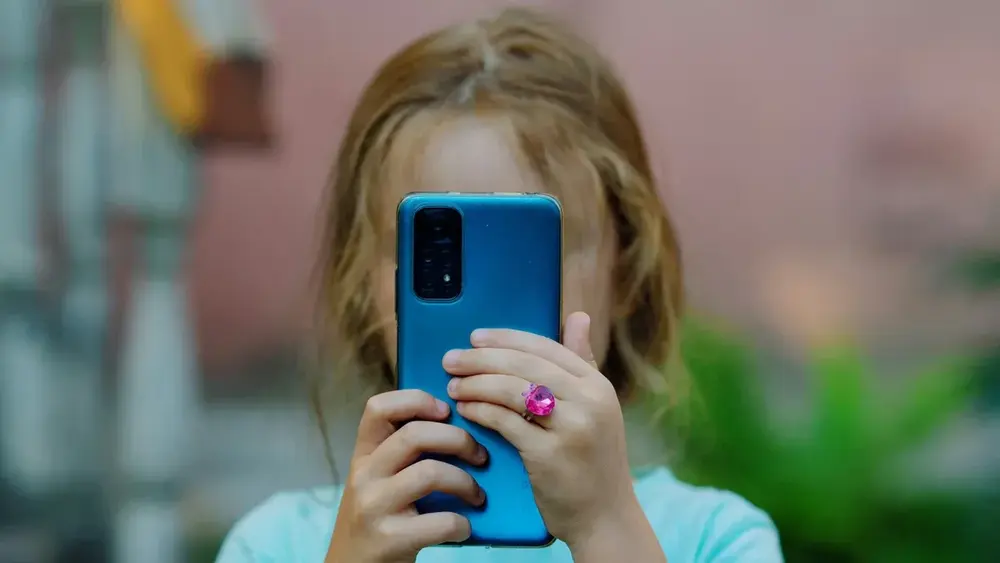 ANPD exige que redes sociais comprovem proteção infantil até setembro