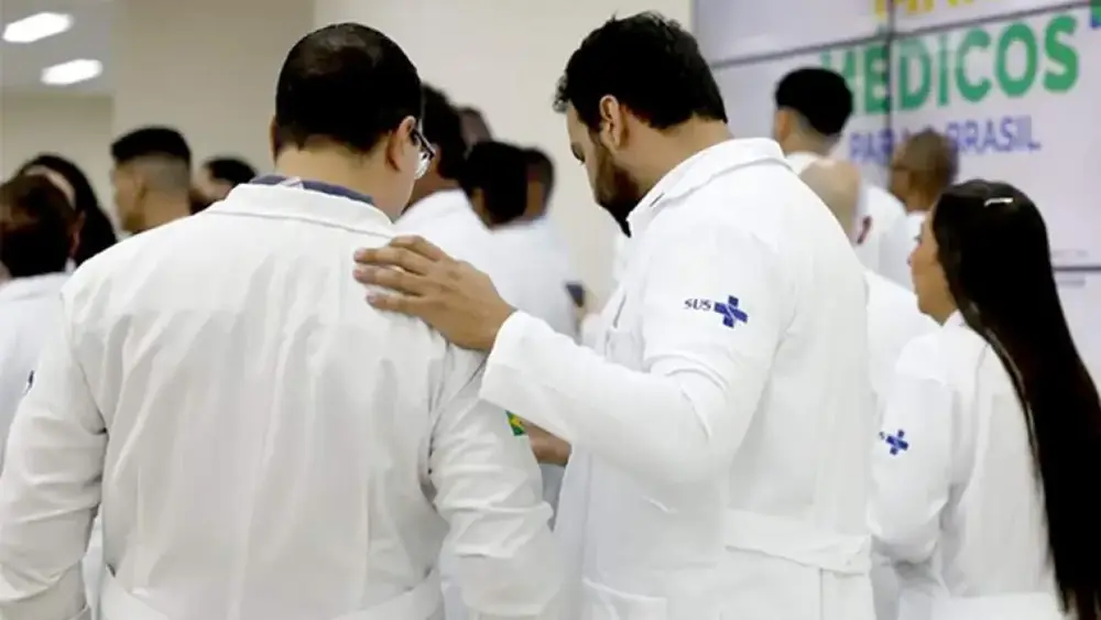 Enamed obrigatório: formandos em Medicina precisam de nota mínima para CRM
