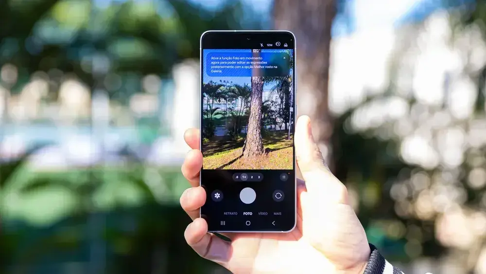 Galaxy S27 pode abandonar câmera com abertura variável