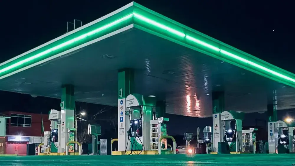 Golpe do parafuso em bomba de gasolina: alerta ou farsa?