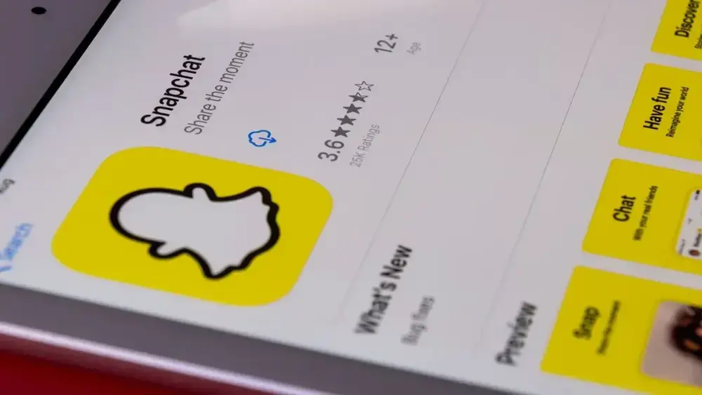 Homem condenado por invadir Snapchat e roubar nudes de mulheres