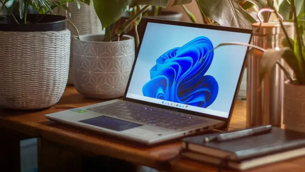 Microsoft admite: Windows 11 consome RAM em excesso