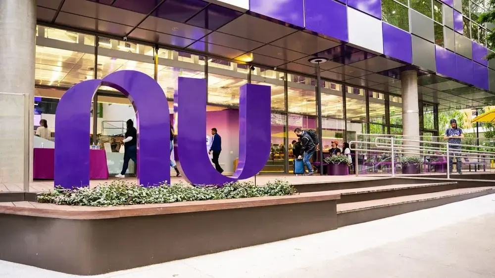 Nubank compra banco para manter nome com “Bank”