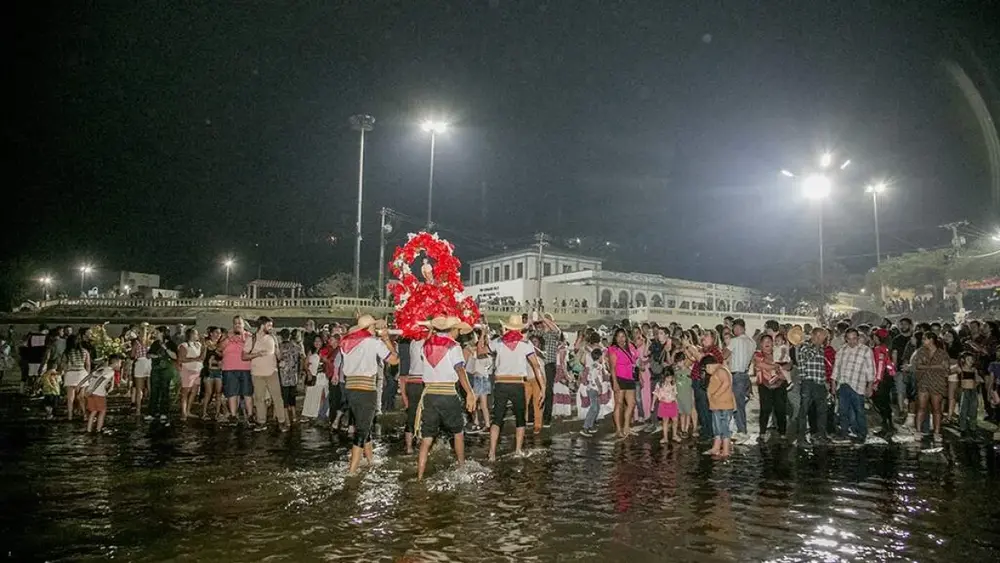 Panda abre Banho de São João 2026 em Corumbá