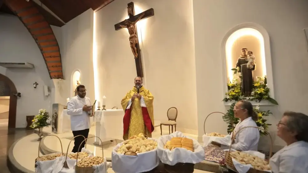 Santo Antônio: além de casamenteiro, legado de caridade
