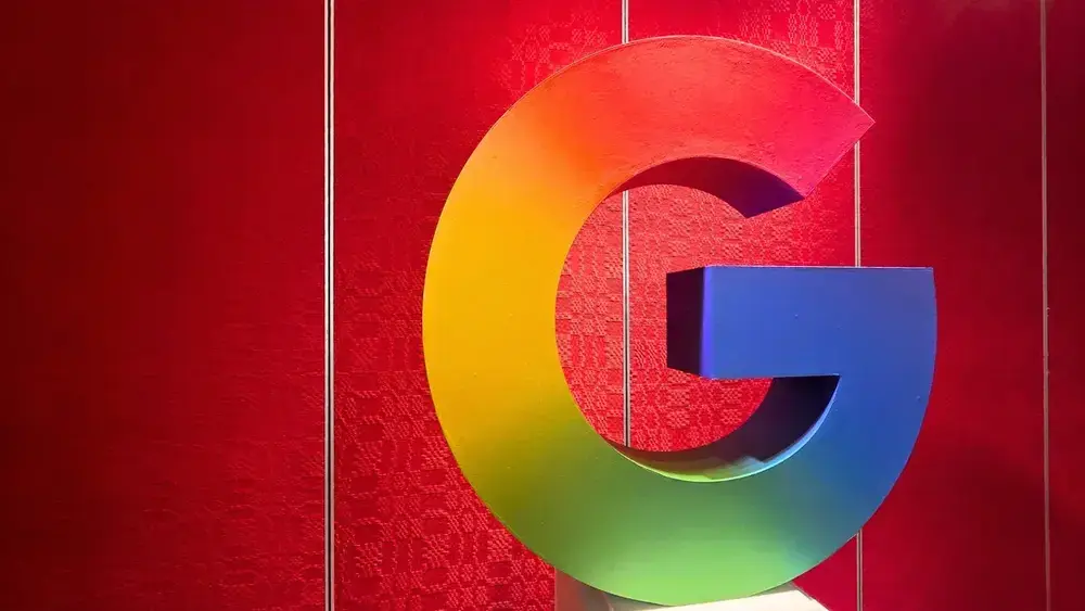 UE obriga Google a compartilhar dados com rivais de IA na Europa