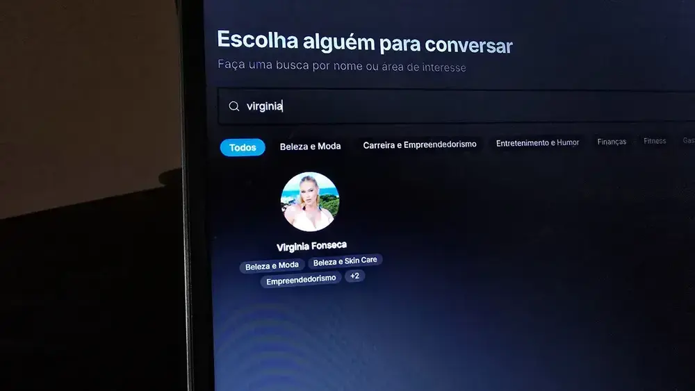 Virginia Fonseca lança clone de IA para fãs por até R$ 89