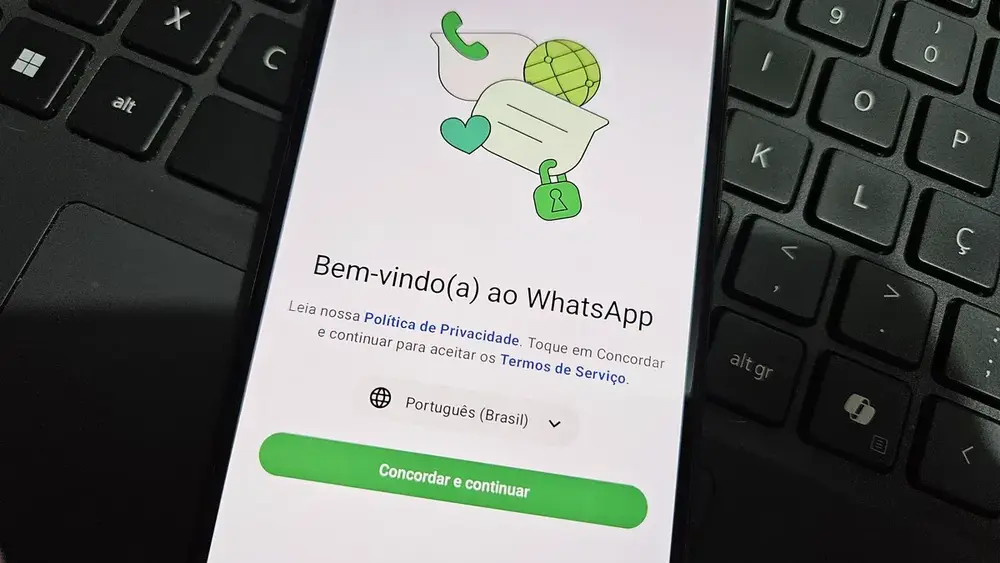 WhatsApp lança novidades para grupos: enquetes e @all